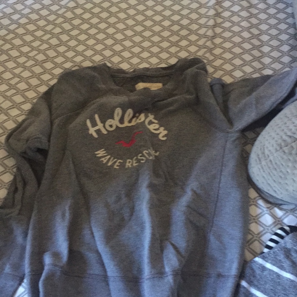 Hollister sweatshirt